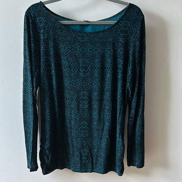 Catherine Malandrino long sleeve snake print rushed side shirt in L - Picture 2 of 8